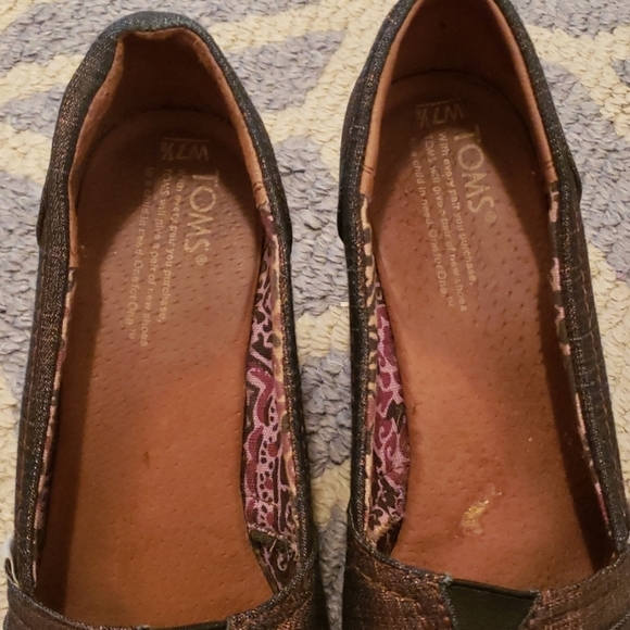 Tom's Calypso Peep Toe Canvas Metallic Wedge - Picture 5 of 7